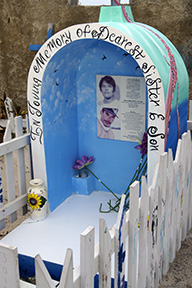 Grave9665web